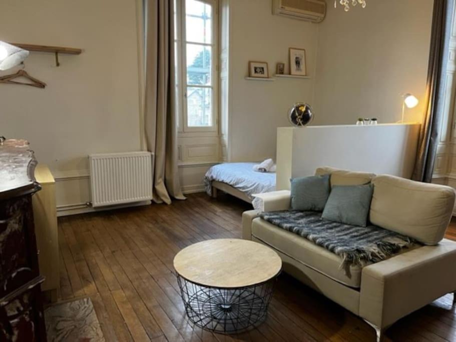 #Le Maitre Du Navire - Grand Studio - Hyper Centre Apartamento Brive-la-Gaillarde Exterior foto